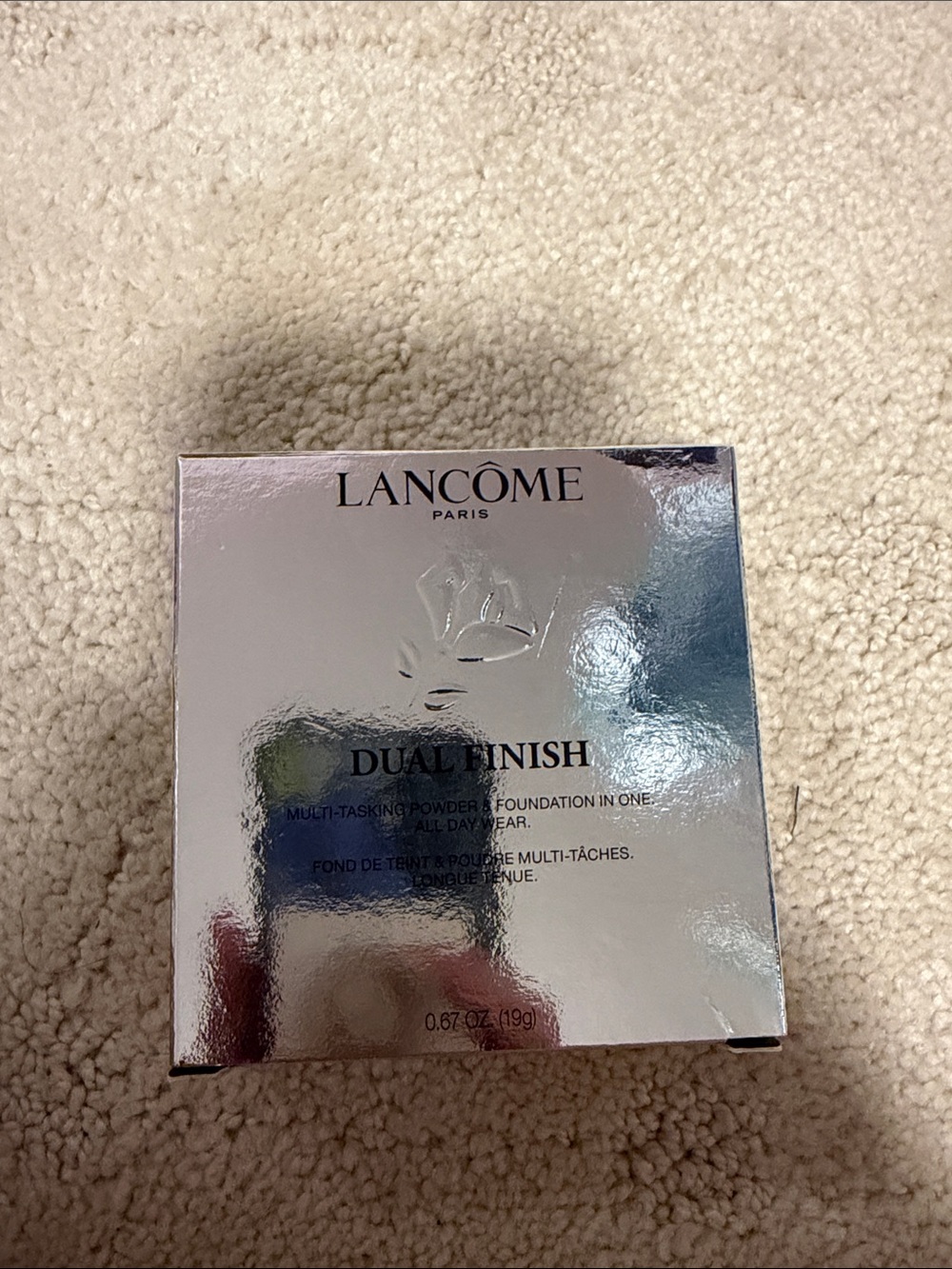 New in Box Lancôme Dual Finish Powder Foundation - 220C Buff